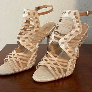 Schutz Tamiris Heels.  Size 9B.